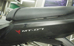 YAMAHA MT-07 2015 RM07J