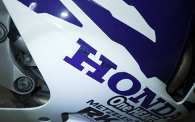 HONDA RVF400 2001 NC35