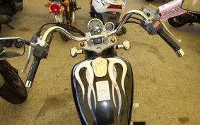 SUZUKI GZ150