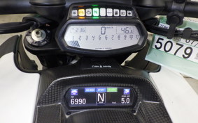 DUCATI DIAVEL AMG 2012