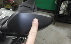 HONDA CB650R E-Clutch 2024 RH17