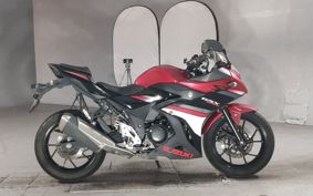 SUZUKI GSX250 R DN11A