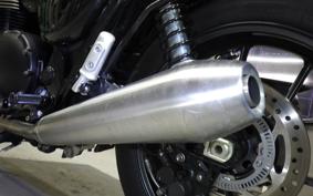 TRIUMPH STREET TWIN