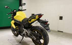 KAWASAKI ER600 N 2012