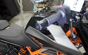 KTM 390 DUKE 2023
