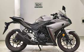 YAMAHA YZF-R25 2011 RG10J