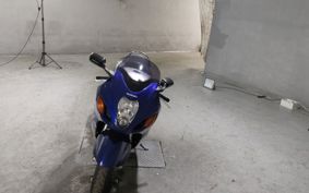 SUZUKI GSX-1300R HAYABUSA 2000 GW71A