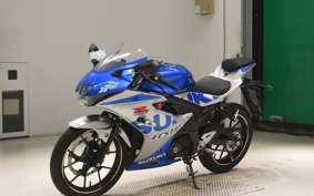 SUZUKI GSX-R125 DL33B