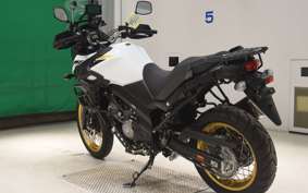 SUZUKI DL650 ( V-Strom 650 ) XTA 2023 C733M