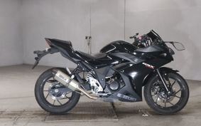 SUZUKI GSX250R DN11A