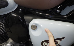 ROYAL ENFIELD CLASSIC 2022