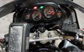 KAWASAKI ZZR1100 ZXT10D