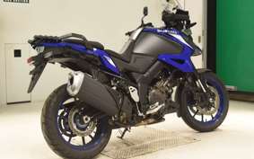 SUZUKI Vｽﾄﾛｰﾑ1050 EF11M