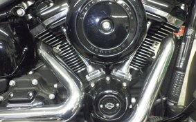 HARLEY FLHC 1750 2018