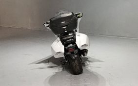 HONDA NM4 VULTUS -02 RC82