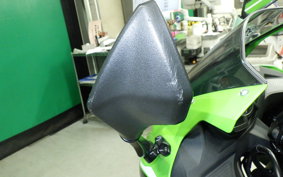 KAWASAKI ZX-25R ZX250E