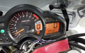 SUZUKI ｸﾞﾗﾃﾞｨｳｽ650 2013