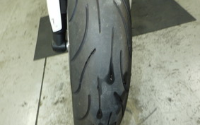 TRIUMPH STREET TRIPLE 85 2013