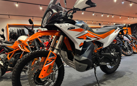 KTM 890 ADVENTURE	 R TR640