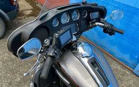 HARLEY FLHTCU 2018 MAD