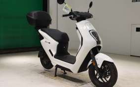 HONDA EM1E: 2001 EF16
