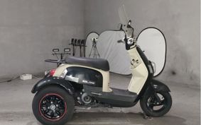 YAMAHA CUXI100 TRIKE  C1DW