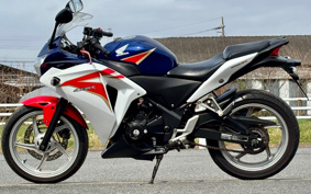 HONDA CBR250R MC41