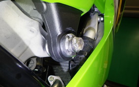KAWASAKI ZX 10 NINJA R A KRT 2024 ZXT02L