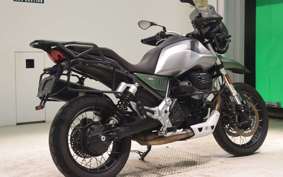 MOTO GUZZI V85 TT 2021
