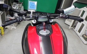 DUCATI DIAVEL Carbon 2015