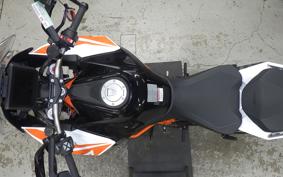KTM 1290 SUPER DUKE GT 2020