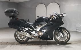 HONDA VFR800F 2014 RC79