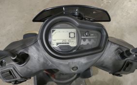 YAMAHA  CYGNUS  RAY ZR SEG4