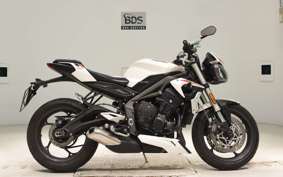 TRIUMPH STREET TRIPLE S 2021