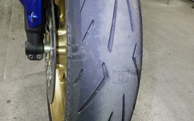 TRIUMPH DAYTONA 675 2010