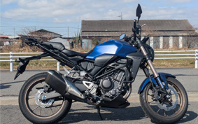 HONDA CB250R MC52