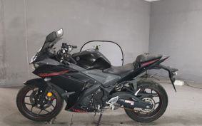 YAMAHA YZF-R25 RG10J