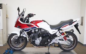 HONDA CB1300SB SUPER BOLDOR 2016 SC54