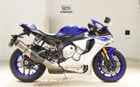 YAMAHA YZF-R1 2015