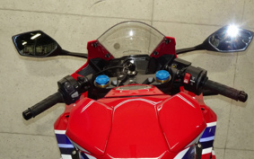 HONDA CBR250RR ABS MC51