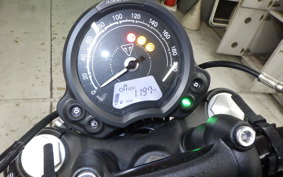 TRIUMPH TRIUMPH BONNEVILLE ボバー 2024