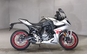 SUZUKI GSX-8R EM1AA