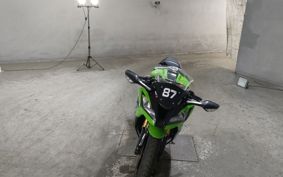 KAWASAKI ZX 10 NINJA R 2013 010622