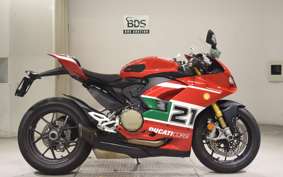 DUCATI パニガーレV2ベイリス 2018