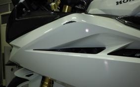 HONDA CBR250RR A MC51