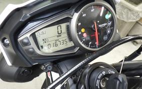 TRIUMPH STREET TRIPLE S 2021