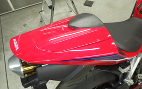 HONDA CBR600RR 2024 PC40