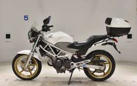 HONDA VTR 250 Gen. 2 MC33
