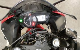 YAMAHA YZF-R25 RG10J