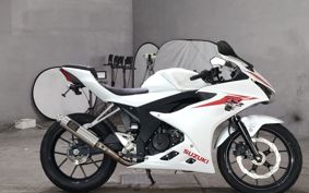 SUZUKI GSX-R125 DL33B